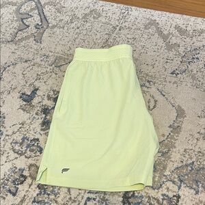 Men’s 7 Inch Lined Lime Green Fabletics Small Shorts